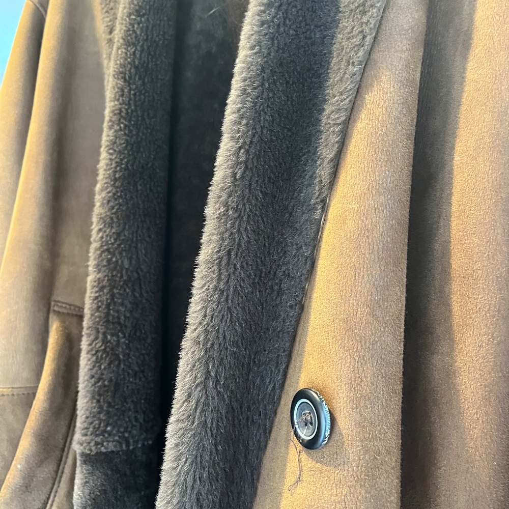 Shearling coat - Picture 5 of 6